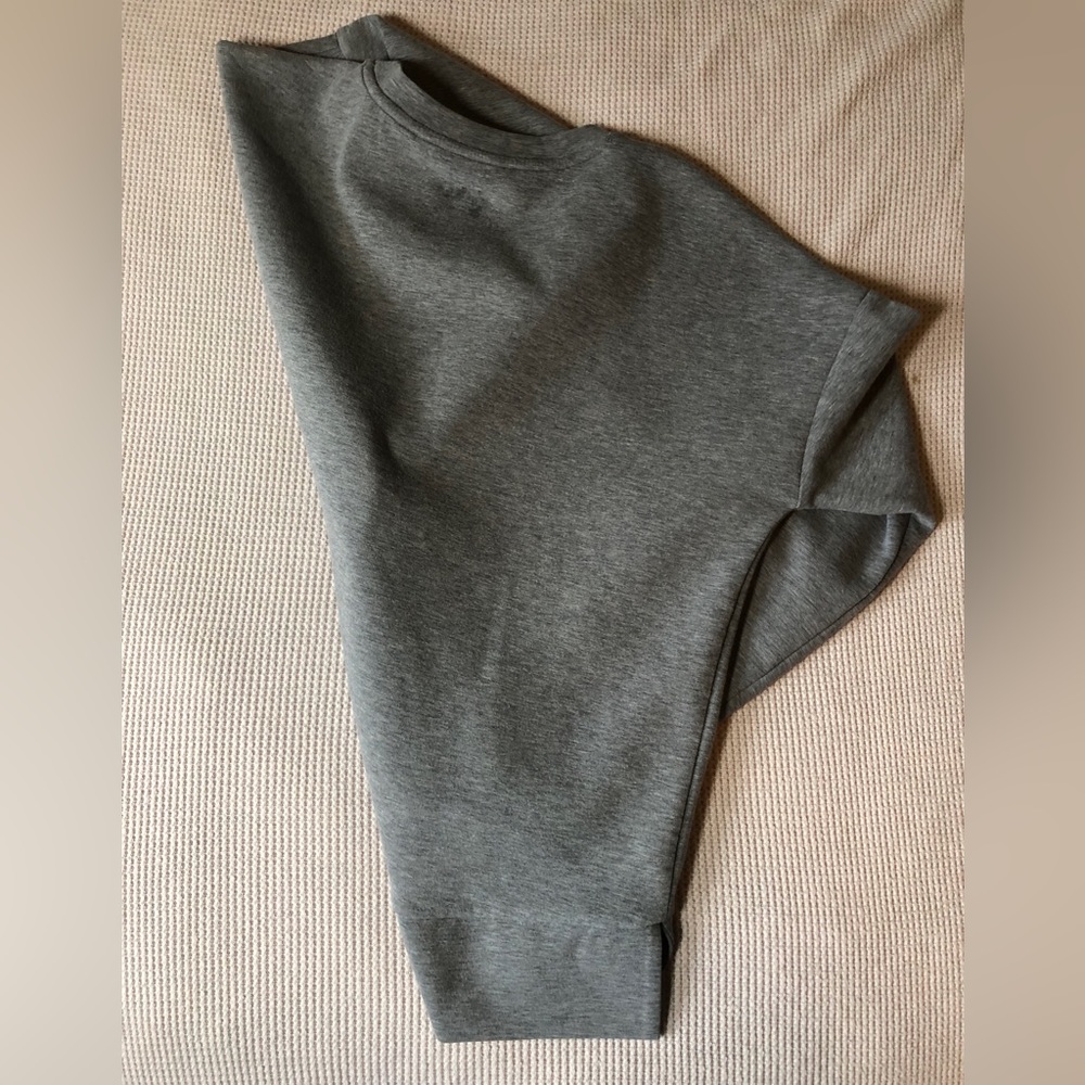 Grey pullover Atheta athlete sweater - Picture 3 of 4